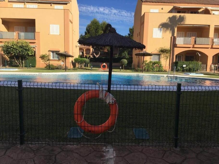 Апартаменти Adosado En Novo Atlantico Golf Ново-Санкті-Петрі Екстер'єр фото